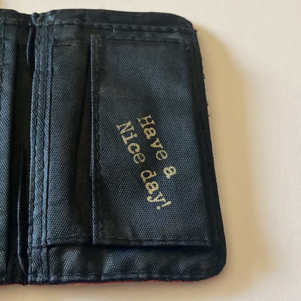 Robin Ruth Canada Wallet - Picture 6 of 9